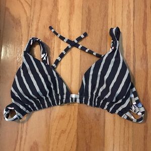 EUC 2 Piece Maaji Bikini Copacabana Large